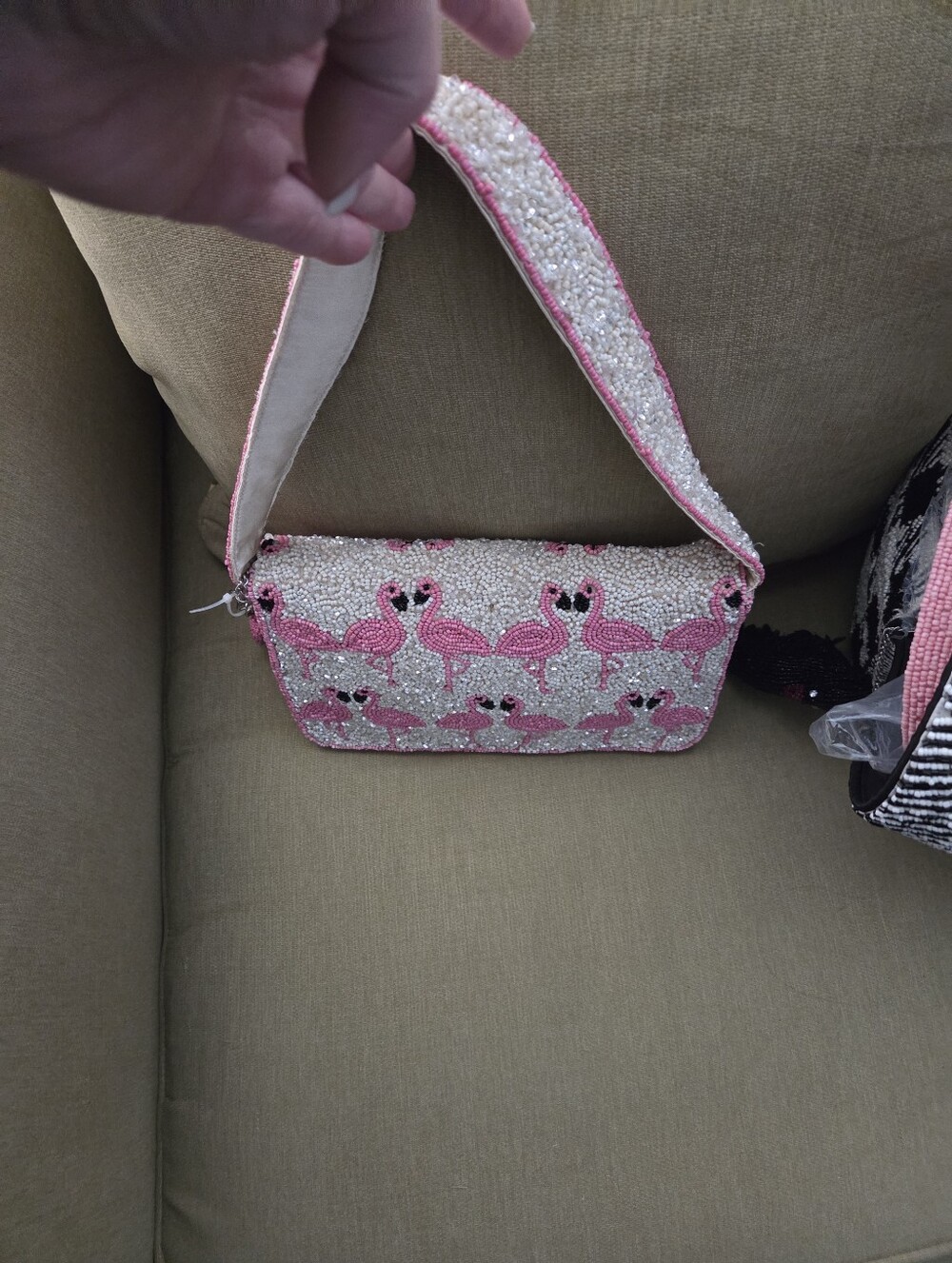 Viral Beaded Flamingo Bag - Picture 2 of 3